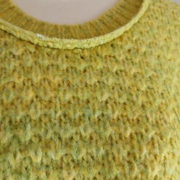 Free People Lemon Yellow/Green Oversized Knit Sweater Size Small - Picture 7 of 9